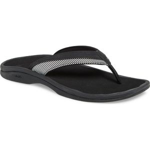 OLUKAI 'Ohana Flip Flops - Size 8 - NWT